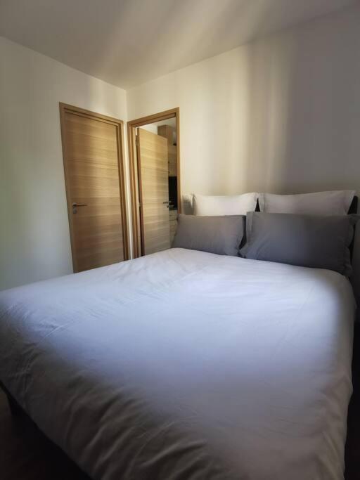 Appartement Centre-Ville Evreux Bagian luar foto